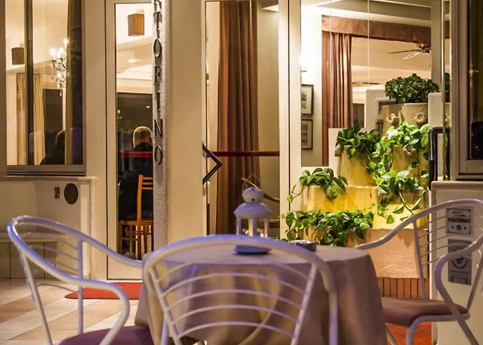 Casa Portofino Rooms&breakfast מלון צ'סנטיקו