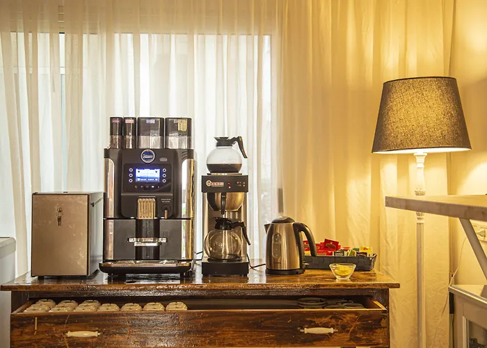 Casa Portofino Rooms&breakfast 3* צ'סנטיקו